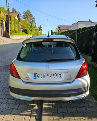 Peugeot 207 cena 5500 przebieg: 215100, rok produkcji 2007 z Skawina małe 191